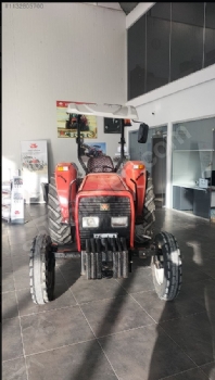 2005 MODEL MASSEY FERGUSON 3050